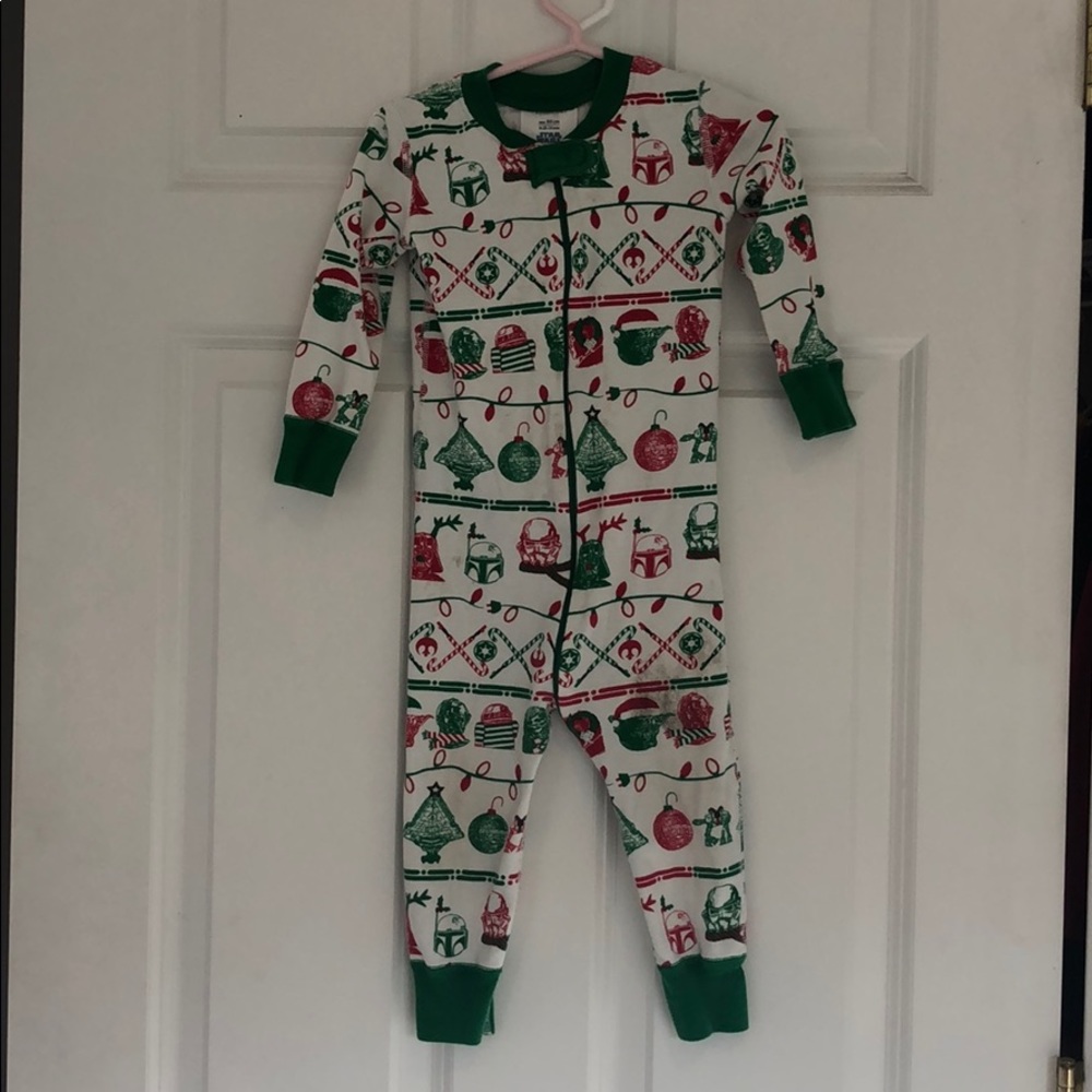 Hanna size 80 (18-24mo) Star Wars Christmas pjs